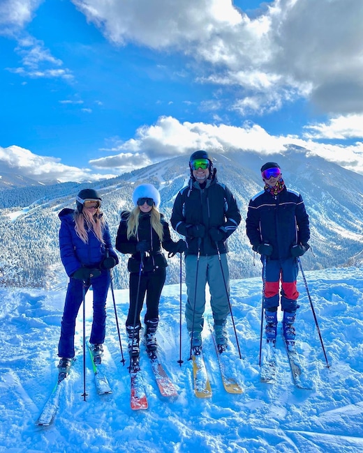 Jessica Simpson, Eric Johnson, Ashlee Simpson Ross, Evan Ross, New Years Eve 2019
